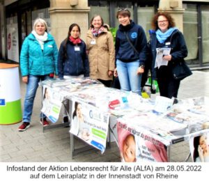Infostand der Aktion Lebensrecht für Alle (ALfA) am 28.05.22 auf dem Leiraplatz in der Innenstadt von Rheine